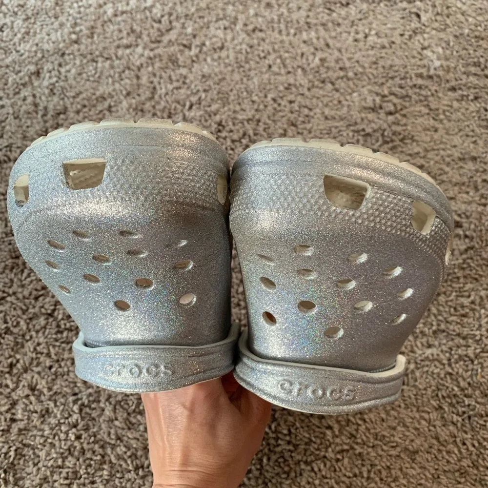 CROCS flip they